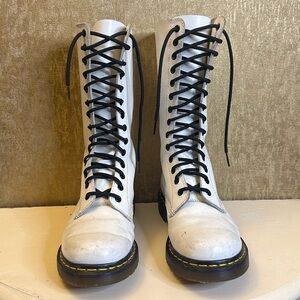 Mid-calf Dr Martens